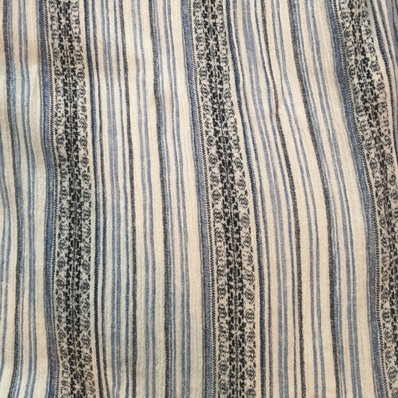 Off the shoulder blue long sleeve! - Picture 4 of 5